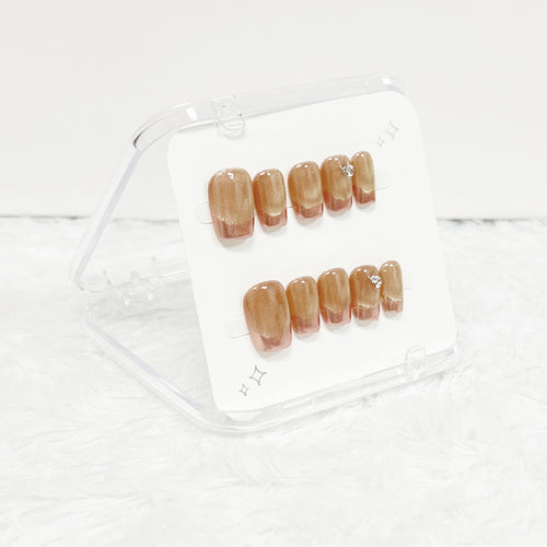 Blush Gilded Cat Eye Handmade Press On Nails